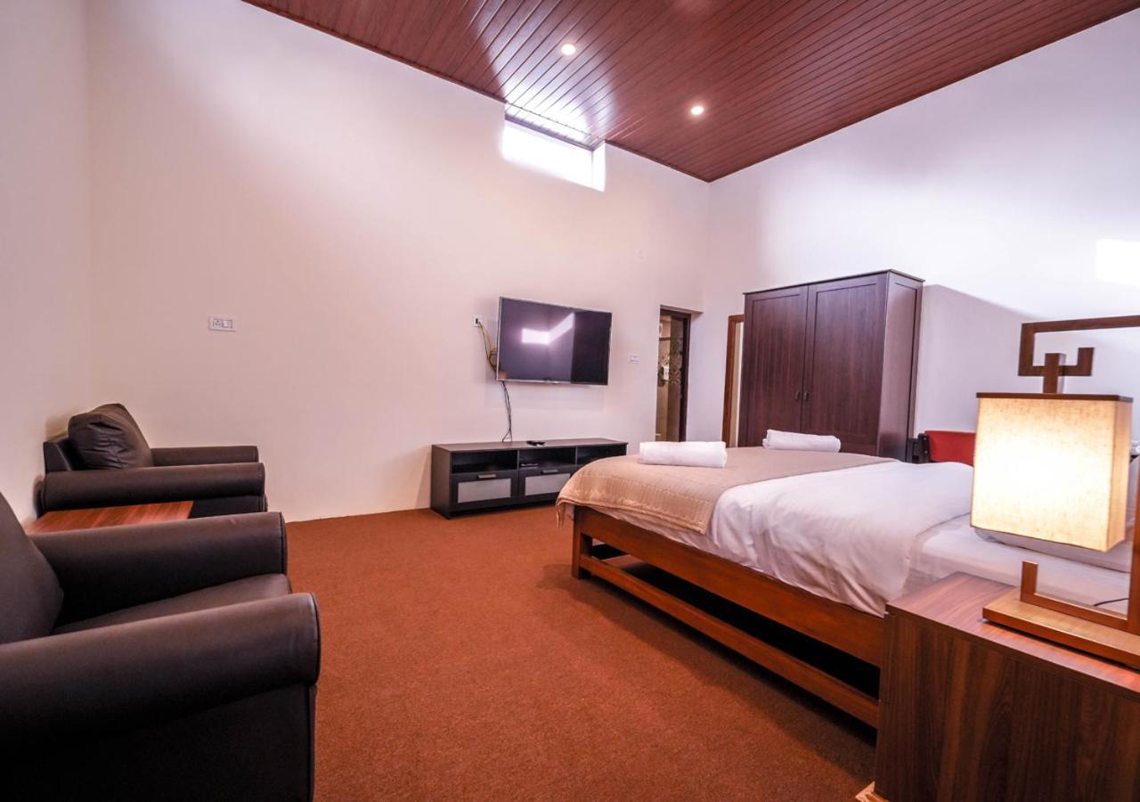 Lauriston Ooty Town Heritage Bungalow By Voye Homes Buitenkant foto