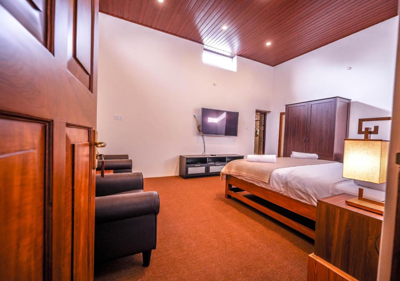 Lauriston Ooty Town Heritage Bungalow By Voye Homes Buitenkant foto